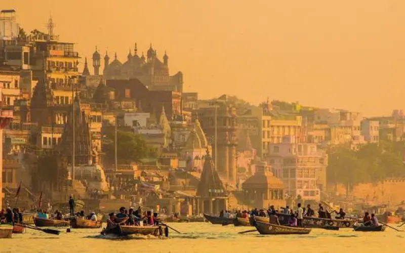 1-then-now-india-nepal-mobile.jpg